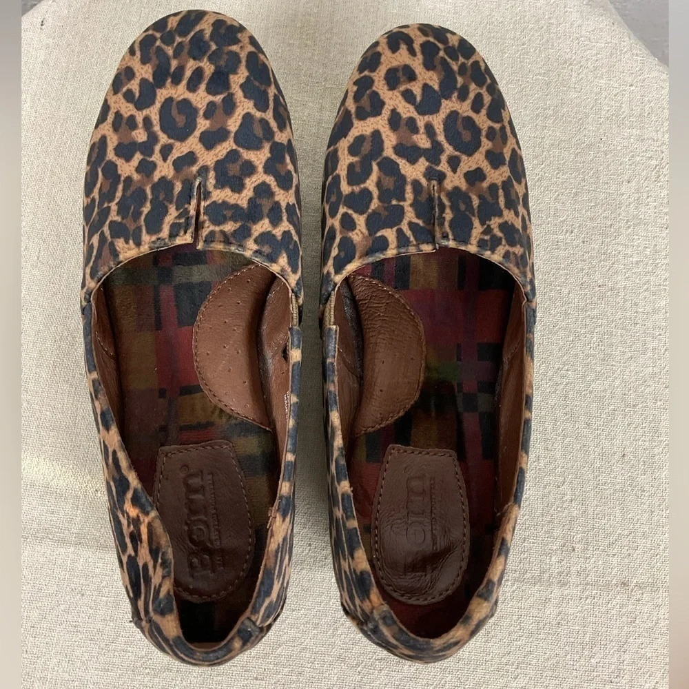 Women’s Born Sebra Leopard Print Slip On Loafer Size 6.5